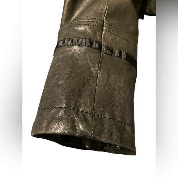Danier leather jacket - Picture 5 of 10